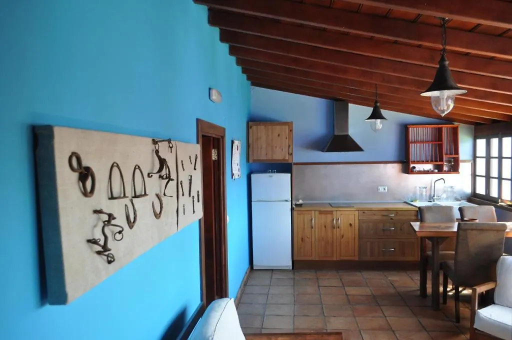 Casa Chamiquela Villa La Galga Spain
